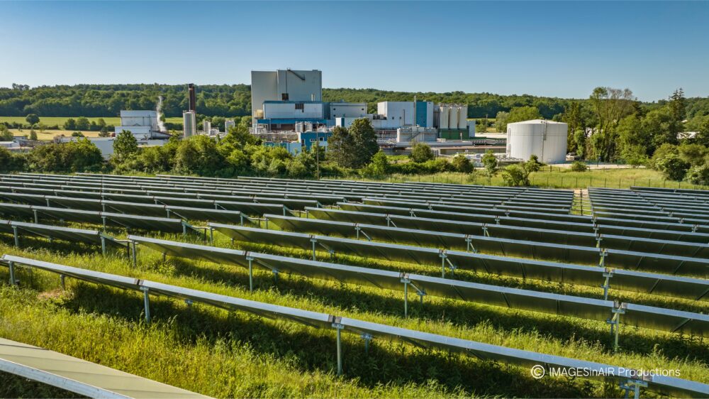 Solar thermal plant supplying the Lactalis whey production site